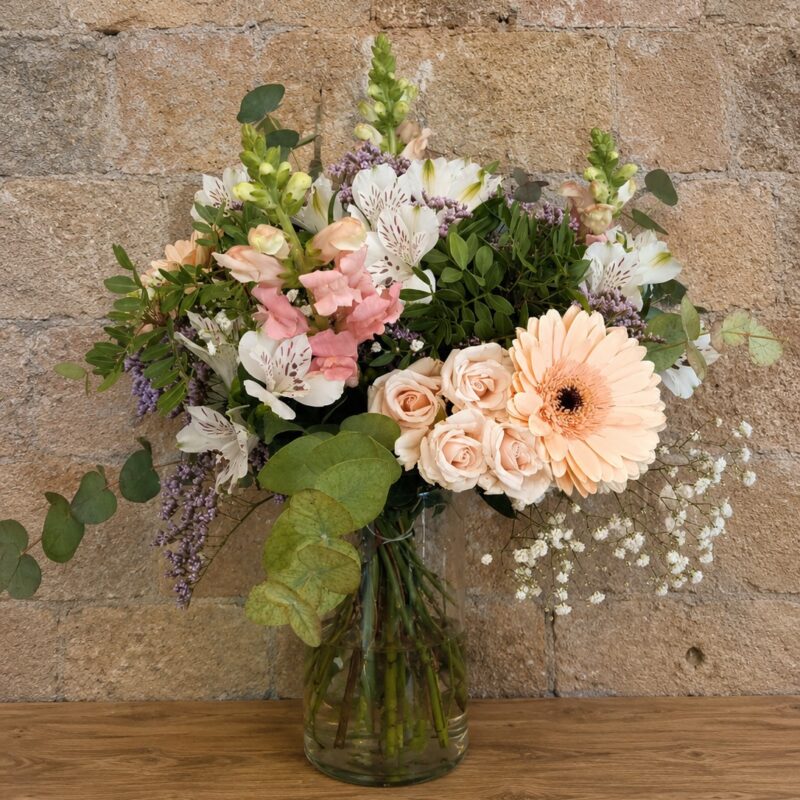 Ramo de Flores "Love me soft"