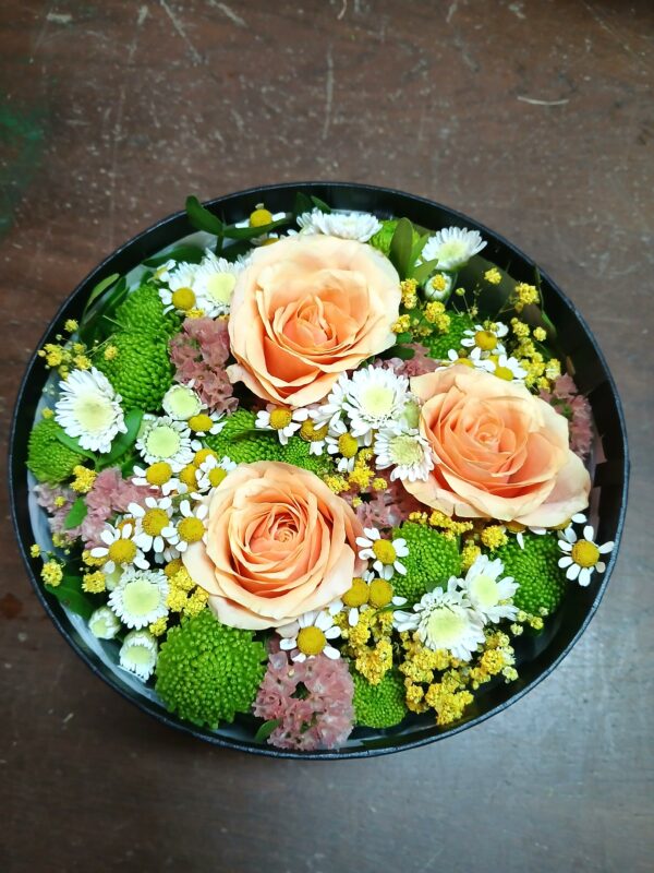 Bombonera de Flores Frescas Grande